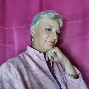 Meet your Posher, Paula